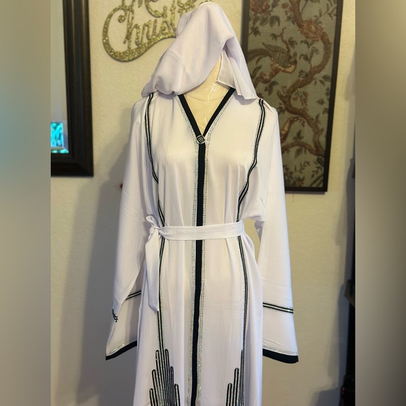 COPY - Abaya Kaftan Maxi Dress Size M/L. Length 58 and 60 - Picture 3 of 5